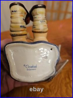Hummel Umbrella Boy / Girl Figurines Set Goebel Germany HUM 152/A/0 152/ B/O