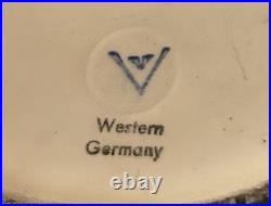 Hummel Umbrella Boy Large 8Tall TMK-3 C. 1960s Mint Condition