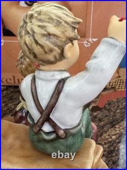 Hummel Wishes Come True # 2025/A Exclusive Edition 2000-2001 MIB with Wood Base