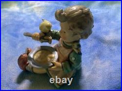 Hummel figurine True friendship Great condition no box