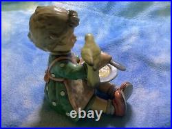 Hummel figurine True friendship Great condition no box