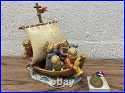 LARGE 1992 Goebel Hummel Figurine Land in Sight #190 Hum 530 WithMedal C. Columbus