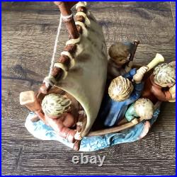 LARGE 1992 Goebel Hummel Figurine Land in Sight #190 Hum 530 WithMedal C. Columbus