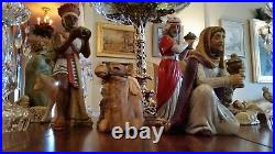Large 19-piece Hummel Goebel Skrobek Nativity Moorish King 10 inches tall1980
