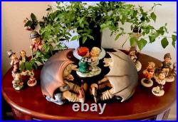 MI HUMMEL FIGURINES PAIR of 8 UMBRELLA BOY TMK3 & UMBRELLA GIRL TMK4 ONE OWNER MI HUMMEL FIGURINES PAIR of 8 UMBRELLA BOY TMK3 & UMBRELLA GIRL TMK4 ONE OWNER