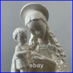 MJ Hummel Goebel 9.5 White Flower Madonna & Infant Jesus 1949-55 West Germany