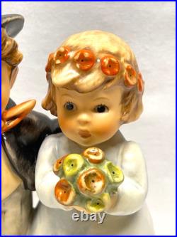 M I Hummel Goebel Dearly Beloved dated 1997 Hum #2003 Large 6.2 in. With booklet