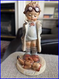 M. I. Hummel Goebel Doctor Porcelain Figurine 1970s TMK6 5in #127
