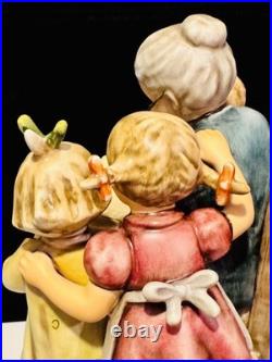 M. I. Hummel Goebel Porcelain Figurine A Story From Grandma Limited Edition Club