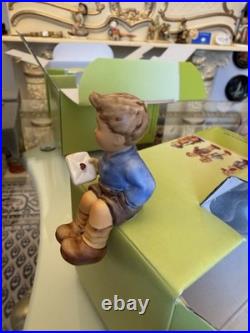 M. I. Hummel Goebel figurine Hum 2388/H 2388/F 2388/J