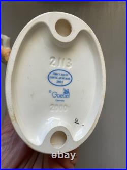 M. J. Hummel Goebel #2113 Extra Extra or Newsboy Helmut Fischer 1999