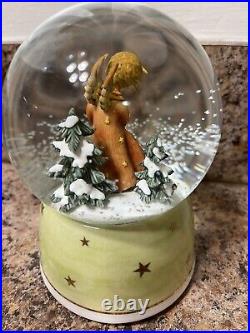 M. J. Hummel Musical Snow Globe Angel Christmas Song New In Box Oh Christmas Tree