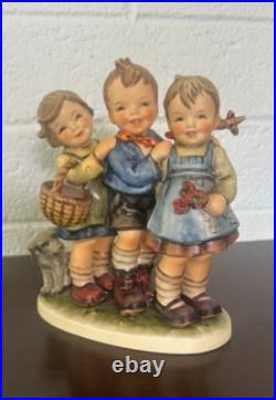 M l Hummel Goebel FigurineFOLLOW THE LEADERHUM369TMK5 7 TallW-Germany