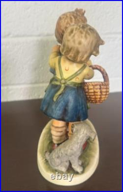 M l Hummel Goebel FigurineFOLLOW THE LEADERHUM369TMK5 7 TallW-Germany