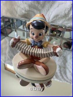 NEW CONDITION Goebel Hummel Disney Pinocchio Music Time Figurine RARE