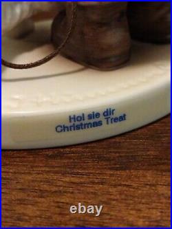 RARE Hummel Christmas Treat #2264 Holiday 2007 Special Ed. Goebel Figurine