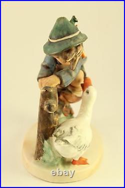 Rare Barnyard Hero Goebel Hummel Porcelain Figurine #195 TMK1 Incised Crown