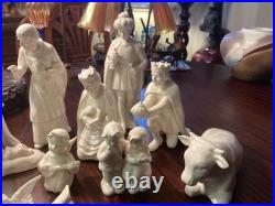 Rare Goebel Hummel Complete White 16 Piece 214 Holy Nativity Set Flying Angel