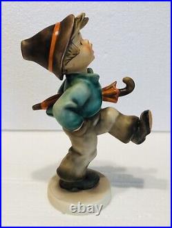 Rare Hummel Figurine HAPPY TRAVELER 7.5 Tall Goebel Germany