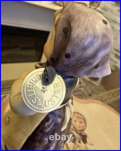 Rare Hummel Figurine Working Pattern Hum 856 Meisterstuck FM8 Swarovski Rare