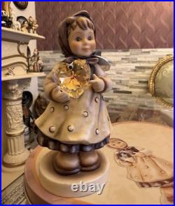 Rare Hummel Figurine Working Pattern Hum 856 Meisterstuck FM8 Swarovski Rare