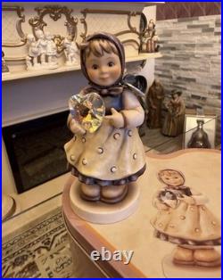 Rare Hummel Figurine Working Pattern Hum 856 Meisterstuck FM8 Swarovski Rare
