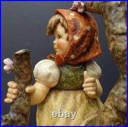 Rare JUMBO 33 Goebel Hummel Apple Tree Girl 141/X 1976 Figurine Germany