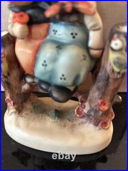 Rare Vintage Hummel Figurine Goebel Germany Coquettes 179 TMK 2 1950 1959