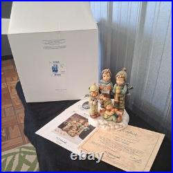 SIGNED Hummel Goebel STRIKE UP THE BAND Original Box #668 Century Co MINT