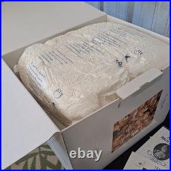 SIGNED Hummel Goebel STRIKE UP THE BAND Original Box #668 Century Co MINT