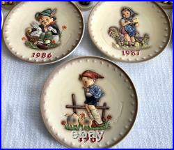 Set of 13 3D Hummel Goebel Annual Christmas Collector Plates and 4 figurines