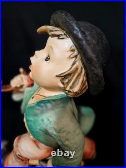 Stunning Goebel M. I. Hummel Figurine #7/III Merry Wanderer Germany 11.5