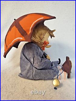 Umbrella Girl M. J. HUMMEL GOEBEL Porcelain Figurine #152/0 B 3.50 Must Have