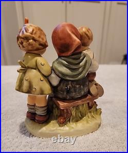 VINTAGE GOEBEL HUMMEL FIGURINE STORYBOOK TIME #458 With ORIGINAL BOX