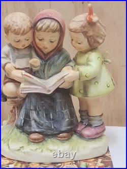 VINTAGE GOEBEL HUMMEL FIGURINE STORYBOOK TIME #458 With ORIGINAL BOX