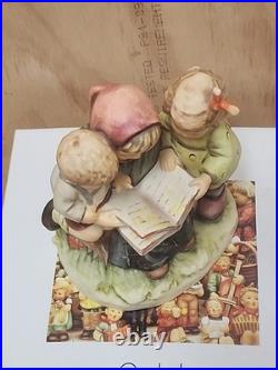 VINTAGE GOEBEL HUMMEL FIGURINE STORYBOOK TIME #458 With ORIGINAL BOX