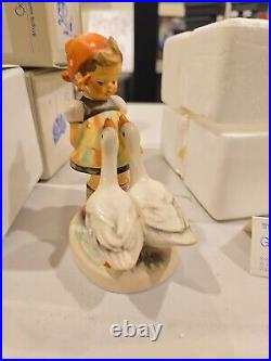 VINTAGE GOEBEL HUMMEL GOOSE GIRL Lisette 47/0 PORCELAIN FIGURINE GERMANY TMK