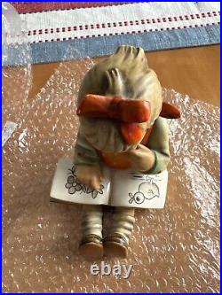 VINTAGE GOEBEL HUMMEL LARGE GIRL FIGURINE BOOK WORM 3-11 1972 Almost 9 TALL