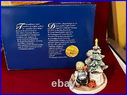 VINTAGE M. J. HUMMEL #2263 CHRISTMAS MORNING Ltd Ed. EXCELLENT/MINT withO. BOX