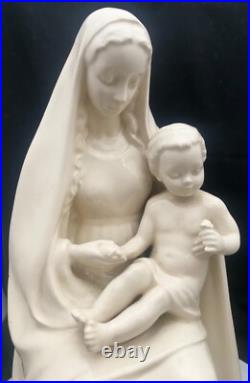 VTG GERMAN HUMMEL GOEBEL MADONNA & CHILD PORCELAIN FIGURE 13, MARKED, c1943 g VTG GERMAN HUMMEL GOEBEL MADONNA & CHILD PORCELAIN FIGURE 13, MARKED, c1943 g