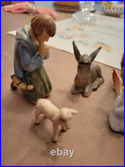 Vintage 12 Piece Goebel Hummel Nativity Porcelain Figurines Germany