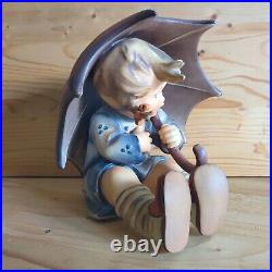 Vintage 1951 Goebel Hummel Umbrella Girl 8 152 B West Germany Figurine TMK 4