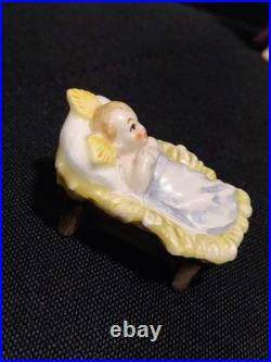 Vintage 1965 Goebel Hummel Nativity Scene 8 Pieces Manger + Barn Stable Germany