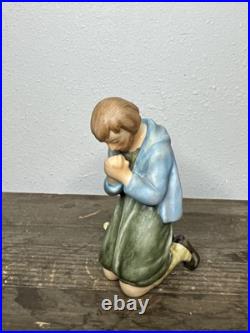 Vintage GOEBEL Hummel NATIVITY Kneeling SHEPHERD Figurine Germany HX323