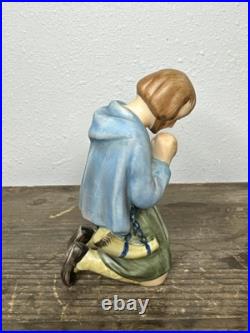 Vintage GOEBEL Hummel NATIVITY Kneeling SHEPHERD Figurine Germany HX323