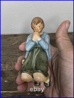 Vintage GOEBEL Hummel NATIVITY Kneeling SHEPHERD Figurine Germany HX323