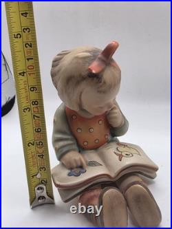 Vintage Goebel Hummel Bookworm Girl Figurine HUM 8 TMK2 Full Bee W. Germany