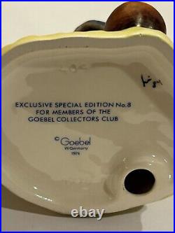 Vintage Goebel Hummel Club Figurine #409 COFFEE BREAK Special Edition 8 Signed