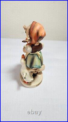 Vintage Goebel Hummel Figurine Be Patient 1948 197/1 Vintage Goebel Hummel Figurine Be Patient 1948 197/1