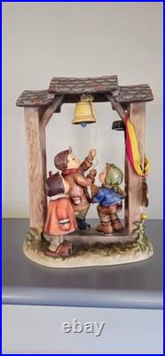 Vintage Goebel Hummel Figurine LETS TELL THE WORLD # 487 W Germany 10 1/2 tall